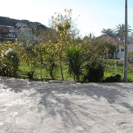 With A Parking Space Dugi Rat, Omis - 7481 *