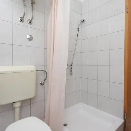 With A Parking Space Dugi Rat, Omis - 7481 Dugi Rat