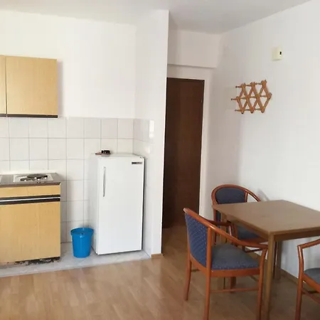 With A Parking Space Dugi Rat, Omis - 7481 Appartement *