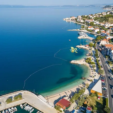 With A Parking Space Dugi Rat, Omis - 7481