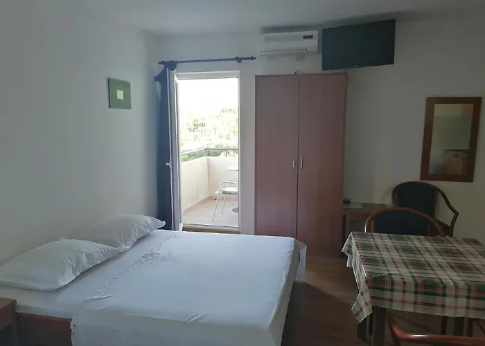 With A Parking Space Dugi Rat, Omis - 7481 Dugi Rat